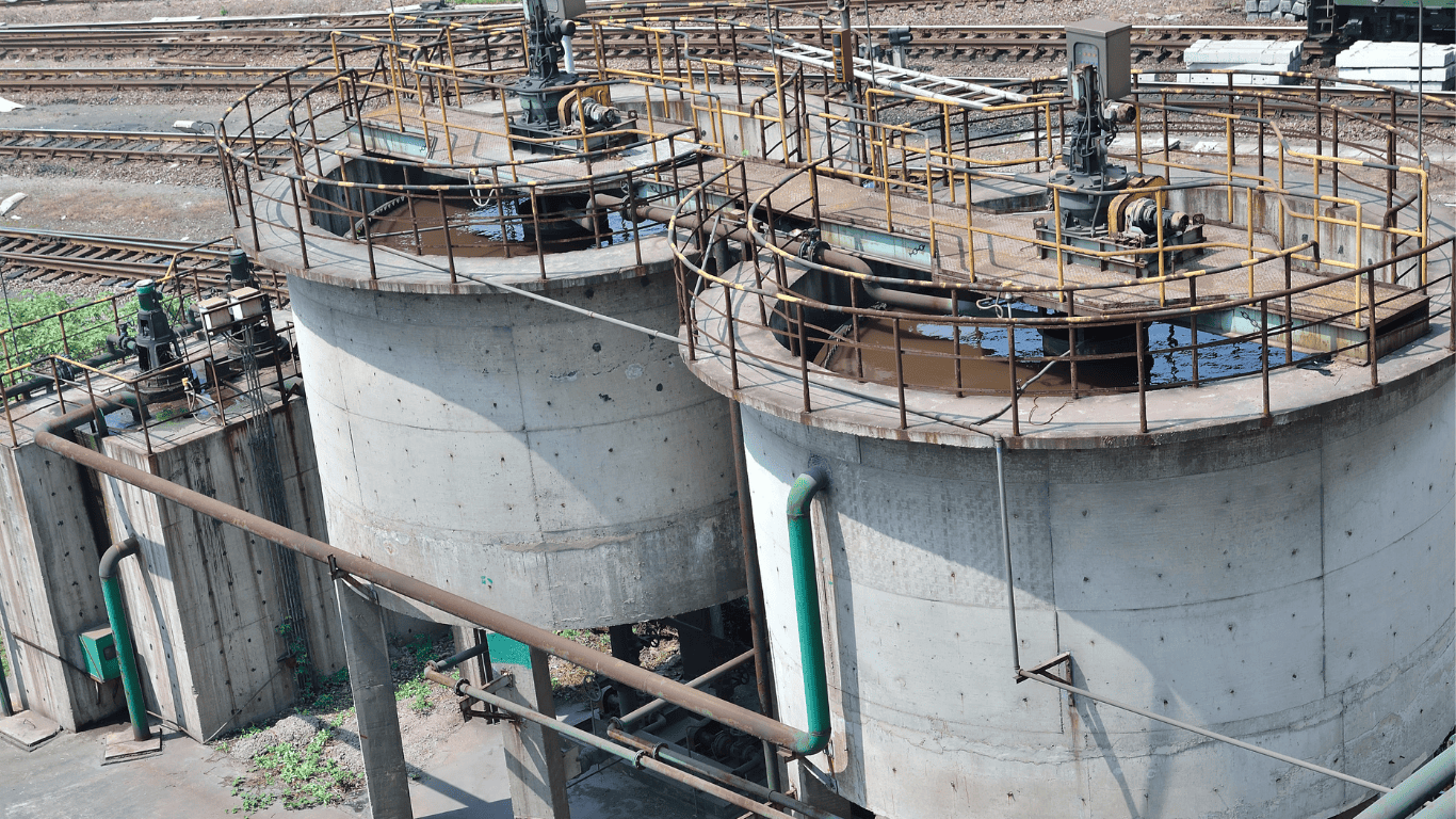 Solids removal systems in industrial and municipal wastewater treatment featuring clarifiers, DAF systems, lamella settlers, filtration systems, grit removal processes, and sludge dewatering equipment from ProChem Water for effective wastewater solids removal.